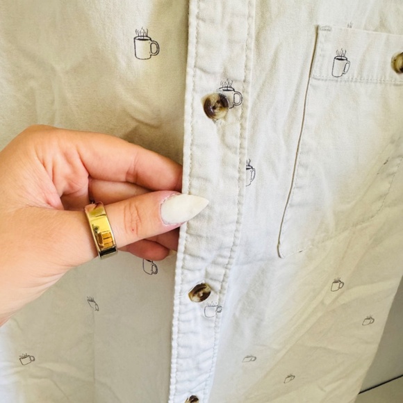 Active Ride Shop - Coffee Cup Button-Up Shirt ☕️ – Tan – Size Large - Picture 2 of 6